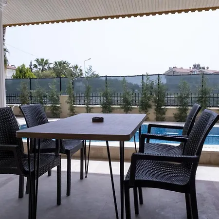 Villa Stone 1